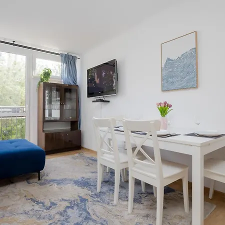 Spacious Family Suited For Remote Work By Renters Apartamento