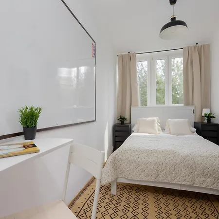 Spacious Family Suited For Remote Work By Renters Apartamento Varsovia