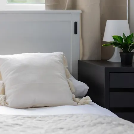 Spacious Family Suited For Remote Work By Renters Apartamento *