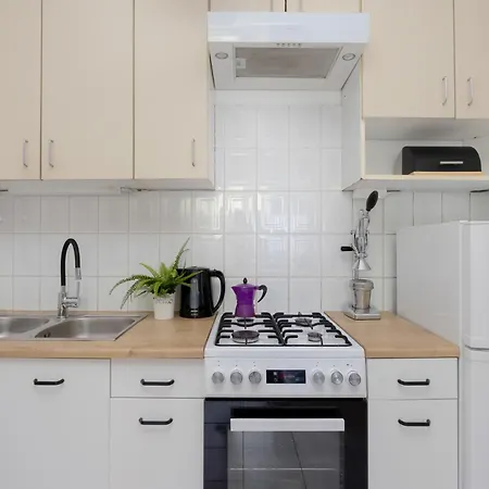Spacious Family Suited For Remote Work By Renters *