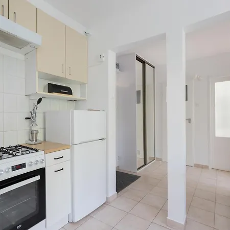 Spacious Family Suited For Remote Work By Renters Apartamento